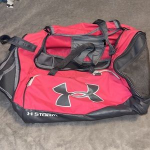 Under armour duffle bag